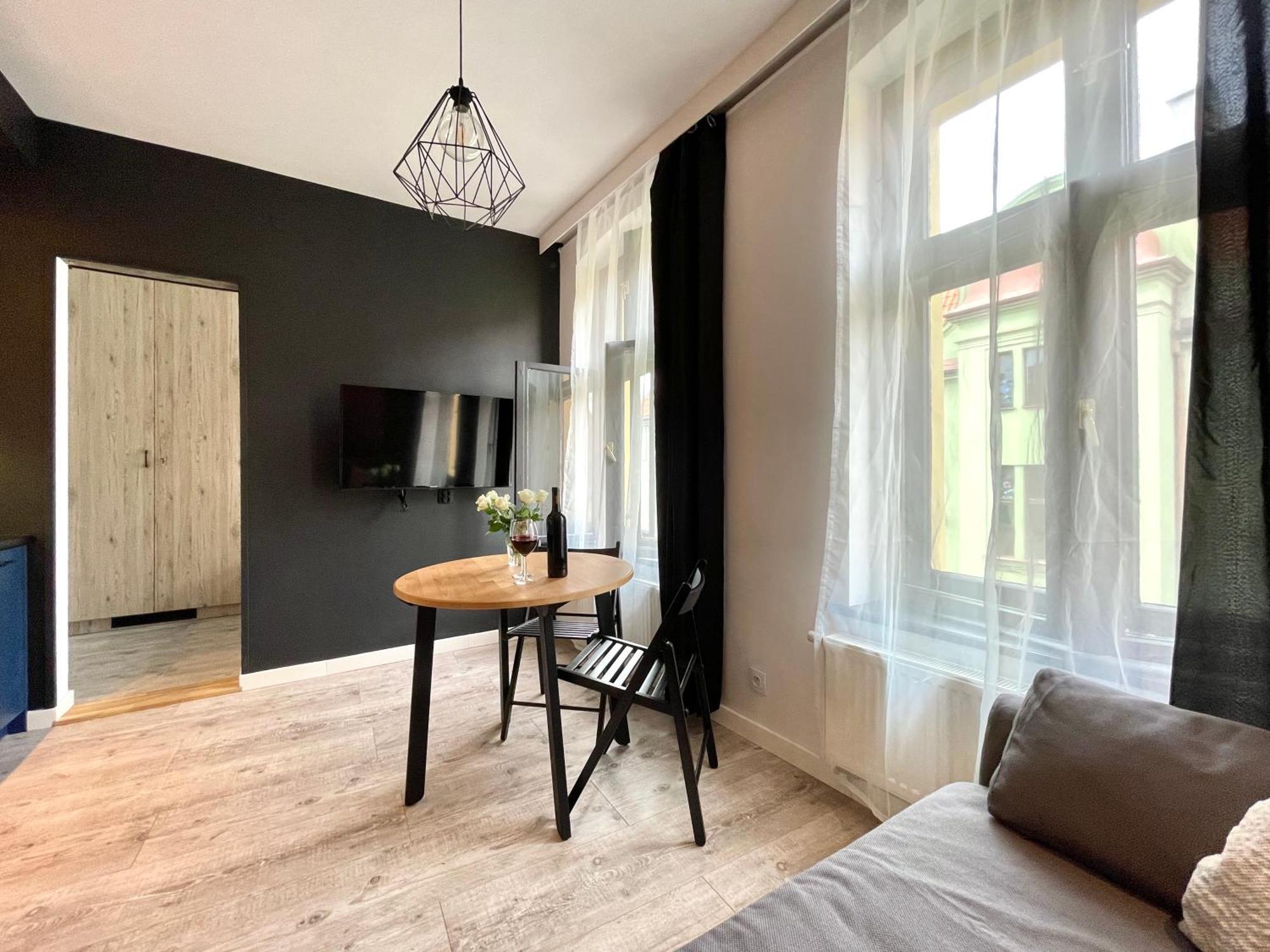 Copernicus Street Apartment - Broken Flowers And Twin Peaks Stary Toruń 外观 照片