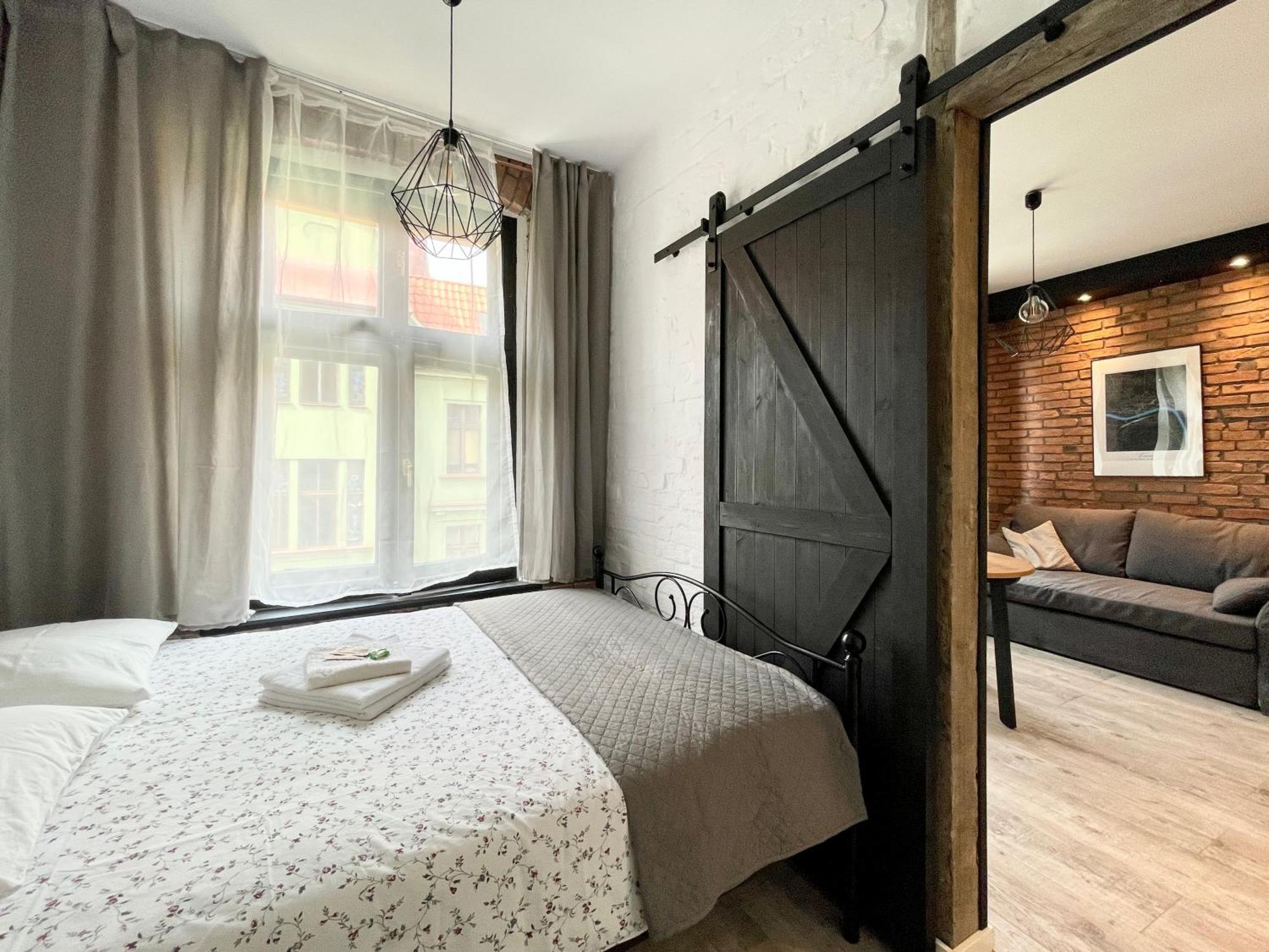 Copernicus Street Apartment - Broken Flowers And Twin Peaks Stary Toruń 外观 照片